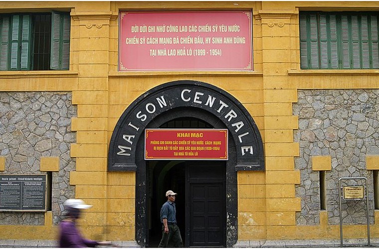 Prison Hoa Lu visite de Hanoi