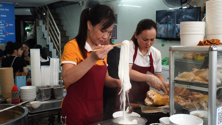 soupe pho ga 1 soupe au Vietnam