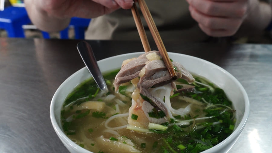 soupe pho ga soupe au Vietnam