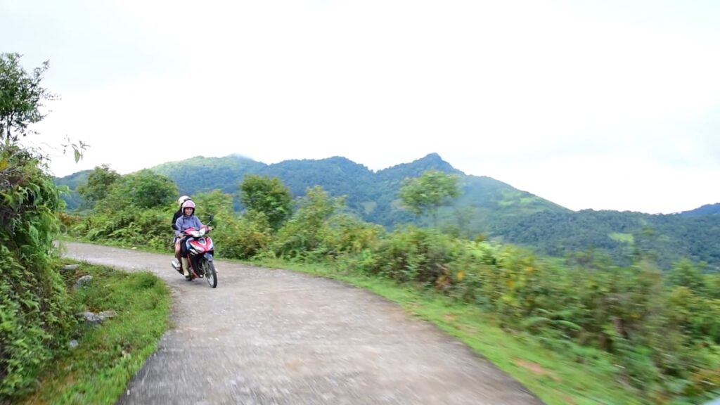 Tour en moto Bac Ha
