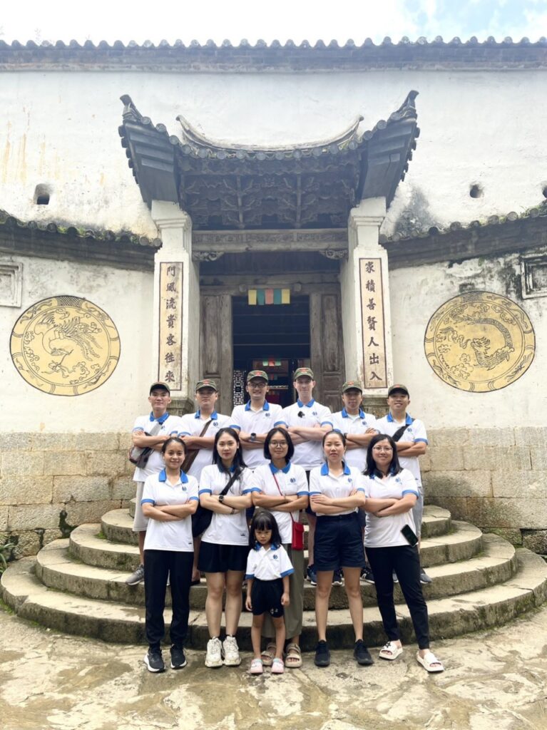 Equipe Les Sentiers du Vietnam